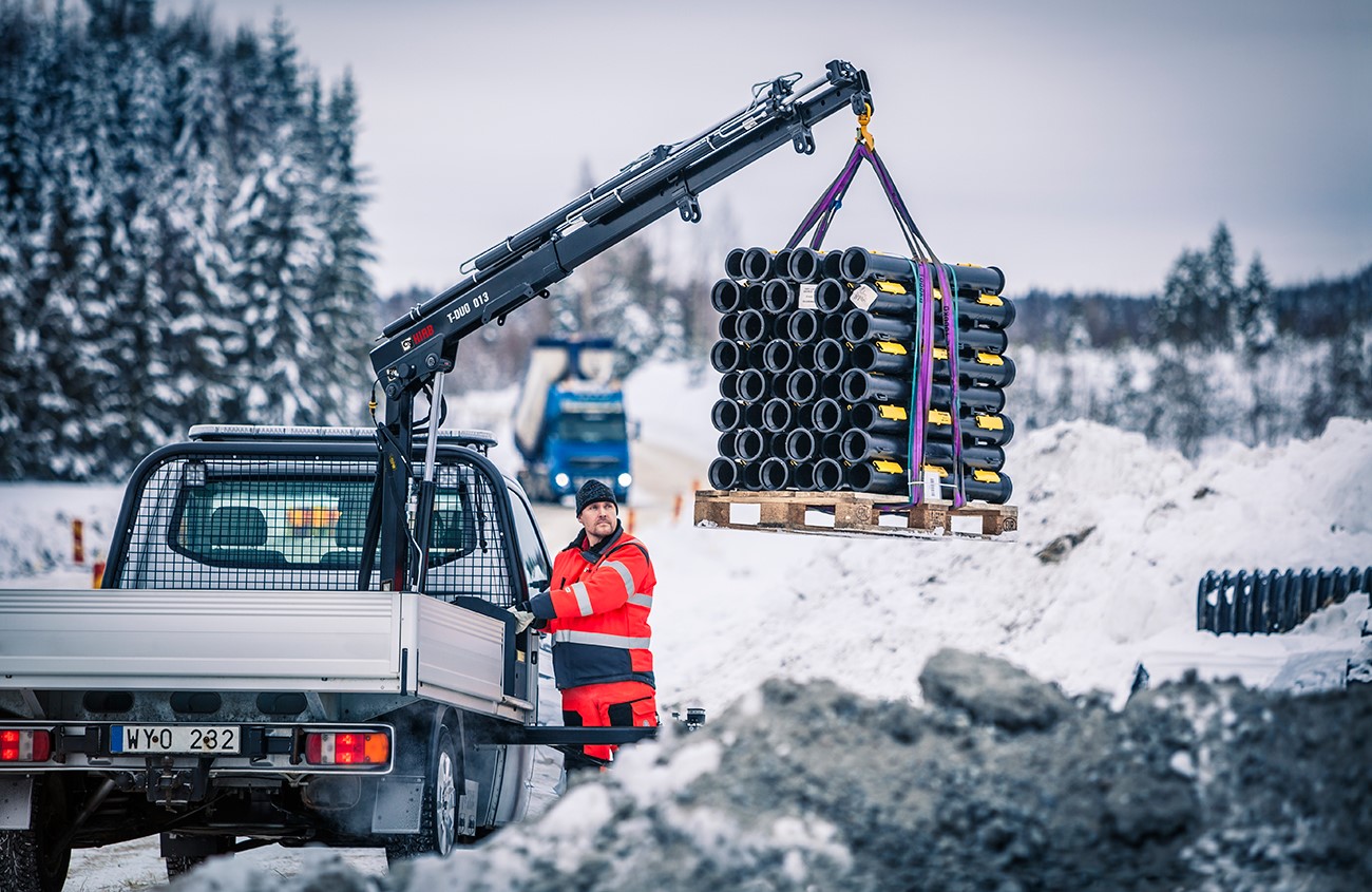 Modul-System blir återförsäljare av Hiab småkranar